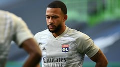 Koeman on Depay: Barcelona must sell before buying