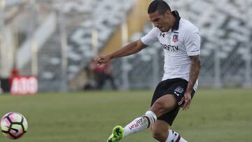 La racha que cortó Mark González tras debutar en Colo Colo