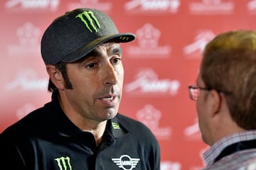 El piloto español atiende a la prensa tras la presentación del Rally Dakar 2020