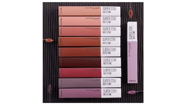 El labial Maybelline favorito de Amazon tiene acabado mate y un color intenso