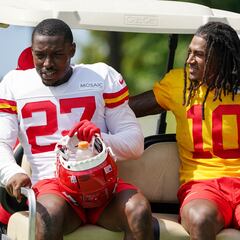 Can you meet NFL players at training camp?