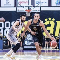 Fuerza Regia pierde ante Plateros en el regreso de la afición