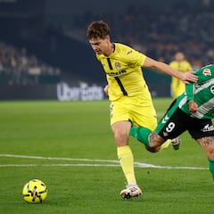 Foyth: “Duele perder partidos como el del Betis”