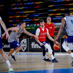 España jugará en Córdoba ante Ucrania el tercer partido de clasificación para el Mundial