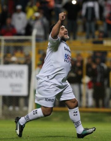 Maradona en el partido "Juego de la Paz"