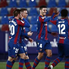 Morales golpea dos veces