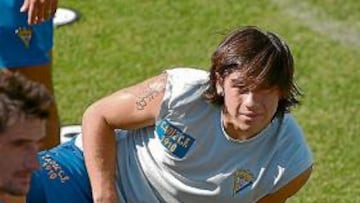 <b>QUIERE OTROS AIRES. </b>Acuña desea irse, pero su fichaje fue alto y el Cádiz no venderá a la baja.