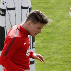 Simeone ya tiene once para Londres: Griezmann y Gameiro