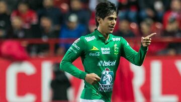 José Juan Macías celebrando su gole ante Tijuana.