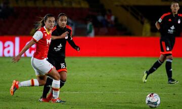 Partidazo en El Campín entre Santa Fe y América de Cali, por las semifinales del fútbol femenino.