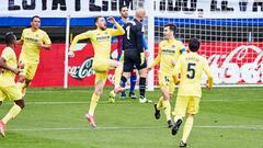 Moi Gomez celebra uno de los goles Ipurua.