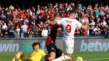 The Mexican goalkeeper had an impressive debut for Salernitana against AC Milan, but couldn’t prevent a 2-1 defeat.