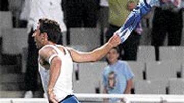 <B>CORAZÓN PERICO</B>. Juande no quiere que Raúl Tamudo deje el club de sus amores.