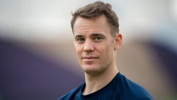 Neuer durante el entrenamiento en el stage del Bayern de M&uacute;nich en Doha, Qatar. 