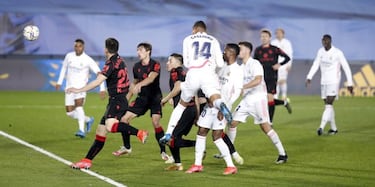 El sistema desnuda a Zidane