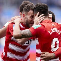 Paso de gigante del Granada