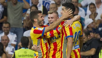 27/08/17 
 Partido de Liga 1&Acirc;&ordf; Divisi&Atilde;&sup3;n  
 REAL MADRID - VALENCIA CF
 Celebraci&Atilde;&sup3;n 18 CARLOS SOLER 14 GAYA 26 LATO PARTIDO PRIMERA DIVISION