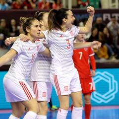 España se mete en la final de la Eurocopa tras golear a Rusia