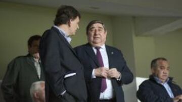 Augusto César Lendoiro (i), presidente del Deportivo de La Coruña.