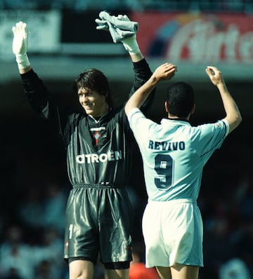 LLeg車 al Celta en 1996 y permaneci車 hasta el 2000 que se march車 al Barcelona