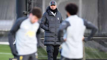 Klopp, durante el entrenamiento del Liverpool.