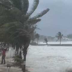 Beryl evoluciona a huracán categoría 3; se dirige a las costas de Quintana Roo y Yucatán | última hora