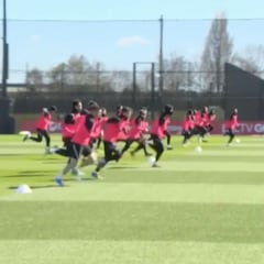 El Liverpool de Klopp entrena antes de viajar a Madrid