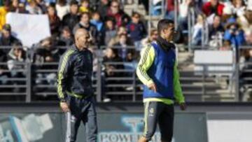 Zidane se pone en manos de los pesos pesados del vestuario