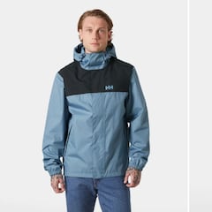 Encuentre la colección 2025 de otoño-invierno de Helly Hanson: vestidos especiales para la ciudad, el mar y la montaña