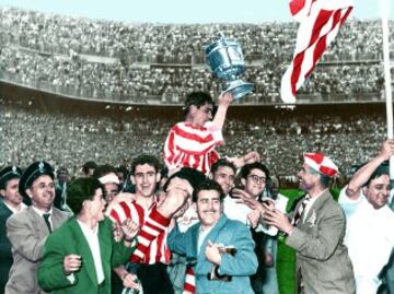 Agustín 'Piru' Gaínza, otro mítico de Athletic de Bilbao, es el número dos de la lista. Disputó 99 partidos y marcó 30 goles.