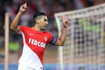 Falcao, goleador de la Ligue 1 con 7 goles en 4 partidos