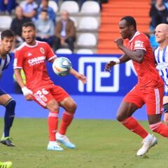 Pablo Valcarce rescata un punto para la Ponferradina