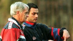 “Mou vino de traductor por muy poco dinero y porque lo dejé dormir en uno de mis hoteles”