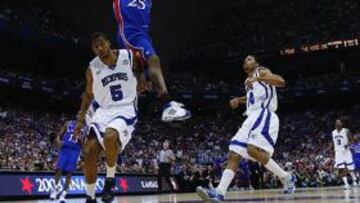 <b>LLENAZO. </b>El Alamodome texano se abarrotó para la final NCAA.
