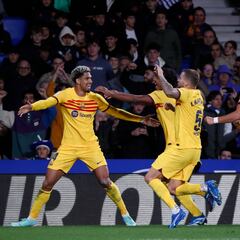 Aprobados y suspensos del FC Barcelona: Araújo y Ter Stegen regatean la crisis