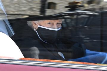 Llegada de la Reina Isabel II al Castillo de Windsor. 