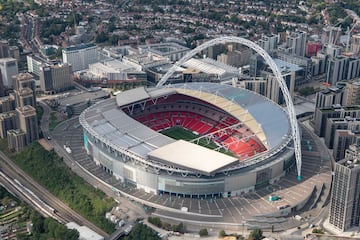 Ubicado en la ciudad de Londres. Es la casa es la selección de fútbol de Inglaterra y anualmente sede de las finales de la FA Cup, la Copa de la Liga de Inglaterra y la Community Shield. Tiene una capacidad de 90.000 espectadores.