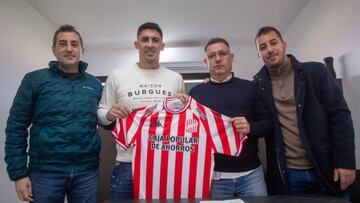 Fue campeón con Chile y así lo presentan en Argentina en un nuevo puesto: anuncio oficial