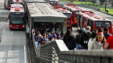 Transmilenio buses run on an avenue during "No Car Day" in Bogota, Colombia February 2, 2023. REUTERS/Luisa Gonzalez