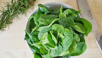 A box of organic baby spinach came with an extra ingredient that no one ordered.
