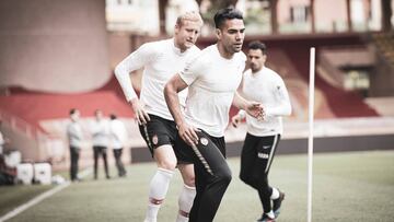 Falcao Garc&iacute;a durante un entrenamiento con el M&oacute;naco.