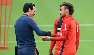 A conversation between Unai Emery and Jorge Valdano