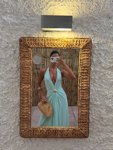 Vinicius Jr hits the beach with friends: the rich and famous on vacation