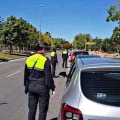 ¿Cuántas personas pueden ir en coche y en qué condiciones?