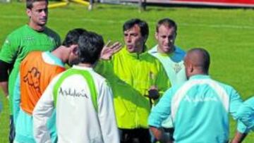 <b>SIN SOBRESALTOS. </b>José María Nogués quiere que la semana sea los más normal posible.