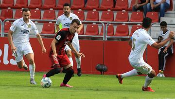 Iñigo Vicente, en el partido ante el Fuenlabrada en Anduva