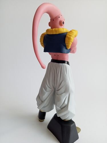 Gohan Ultimate vs Majin Buu de 'Dragon Ball Z' por Banpresto