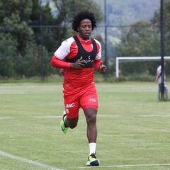 San Lorenzo reforzaría su defensa con dos jugadores colombianos