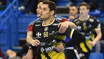 Florent Manaudou, en su primer partido oficial de balonmano.