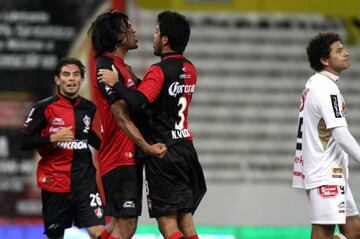 Los 'Zorros' jugaron un partido por nota y pasaron por encima a Monarcas en la primera jornada. Los Michoacanos llegaron más tarde a la final de ese torneo ante los Pumas. 